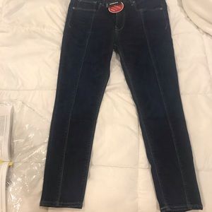 Tags BRAND NEW Express ankle skinny jeans